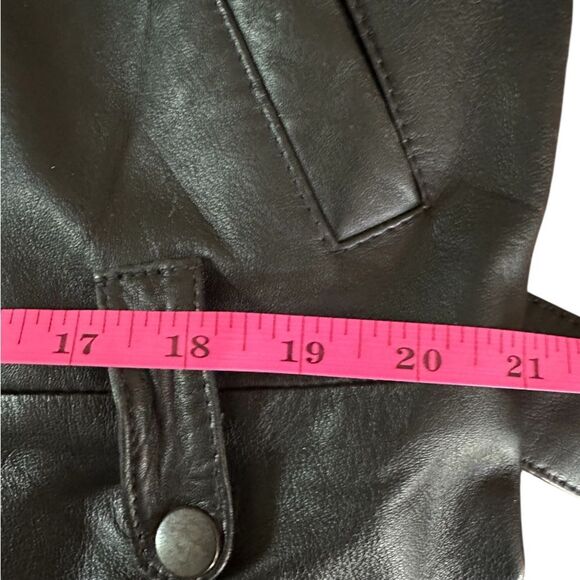 Vintage Boutique Europa Womens Full Leather Moto Jacket. Black, Size 6 Oversized - Picture 6 of 8